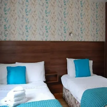 Woodhaven Bed & Breakfast 4*
